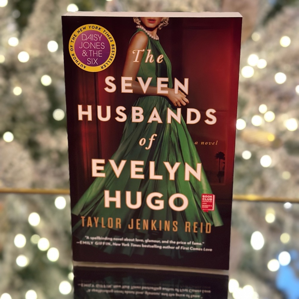 The 7 Husbands of Evelyn Hugo ~ Brand New!